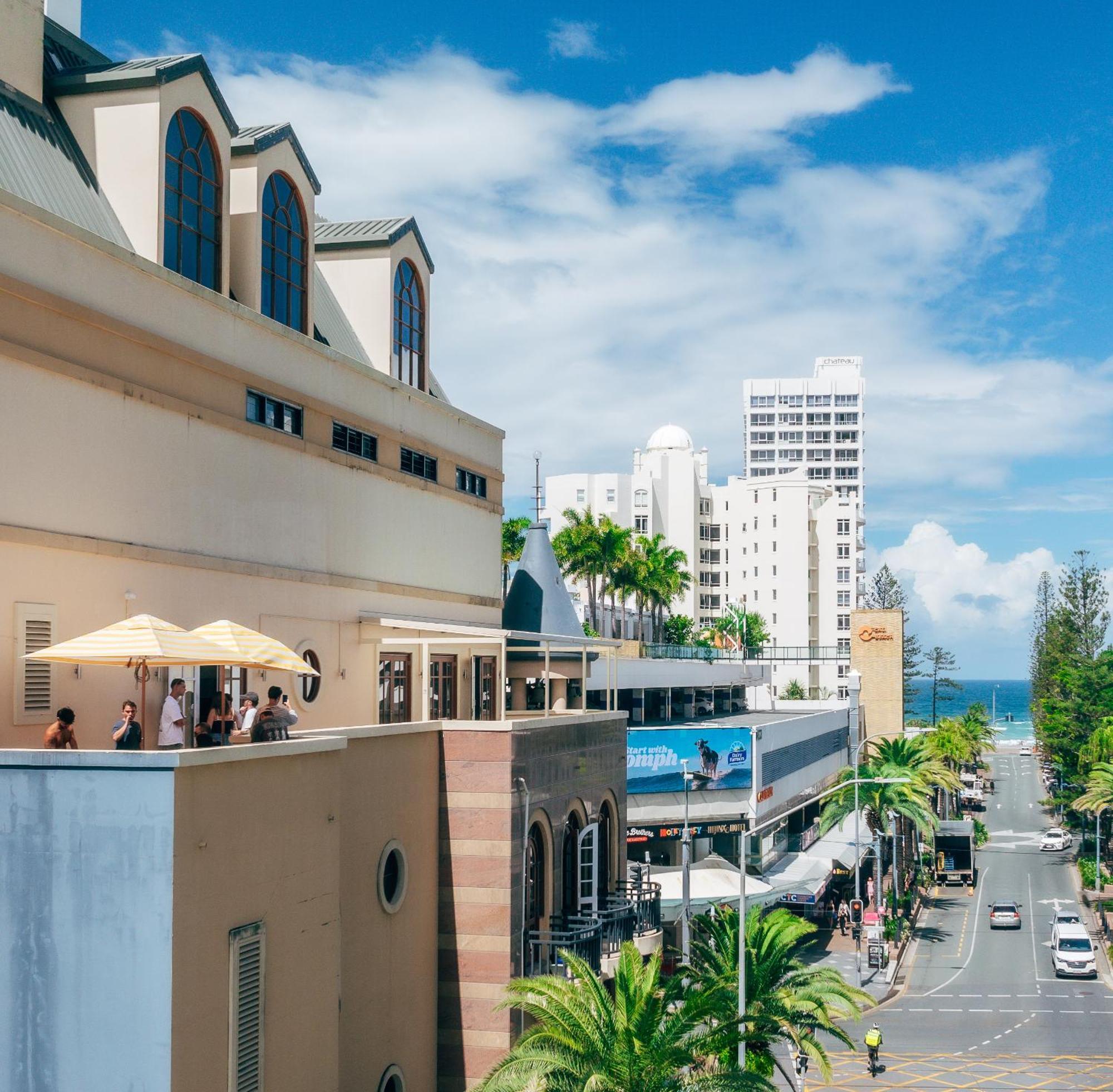 Maze Backpackers - Gold Coast Vandrarhem Exteriör bild
